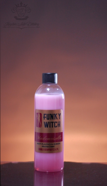 FUNKY WITCH Mademoiselle Matt Plastics & Rubber Protectant 500ml